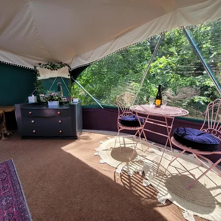 Luxury Glamping In The Stargazer Dome - Beautiful Private Setting Close To Narberth Exterior photo
