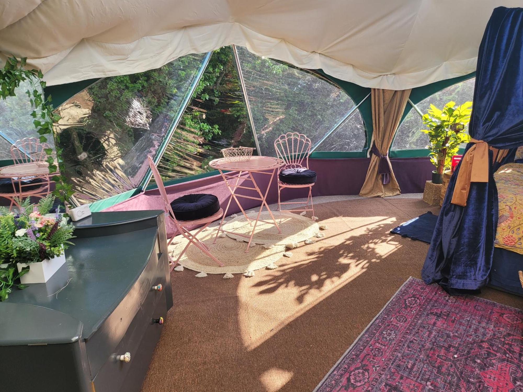 Luxury Glamping In The Stargazer Dome - Beautiful Private Setting Close To Luxury tent
