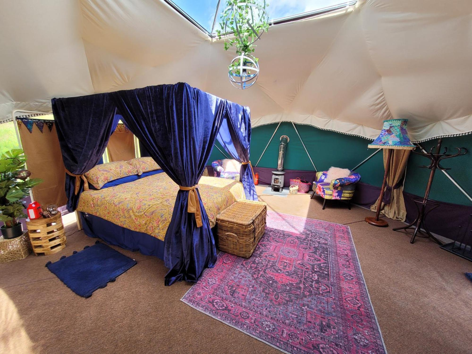 Luxury tent Luxury Glamping In The Stargazer Dome - Beautiful Private Setting Close To *